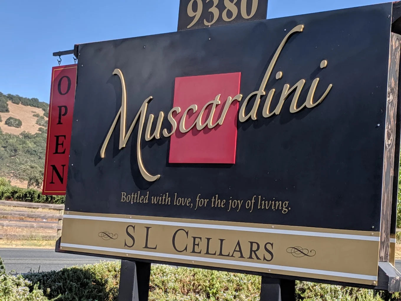 Private Reserve Tasting Experience for Four at Muscardini Cellars